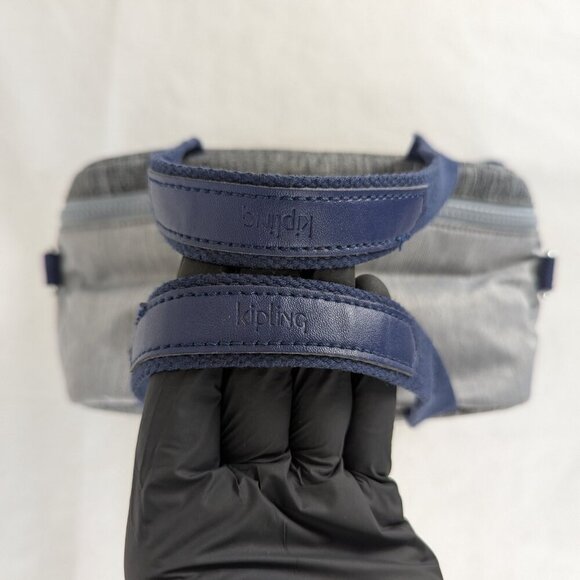 AUTH Kipling Lunch bag Grey - Used - Clean- Good Condition Made in Cambodia - Picture 8 of 15